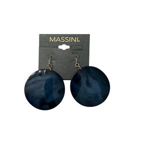 Massini Women’s Grey Smooth Circle Design Hook Earrings NWT